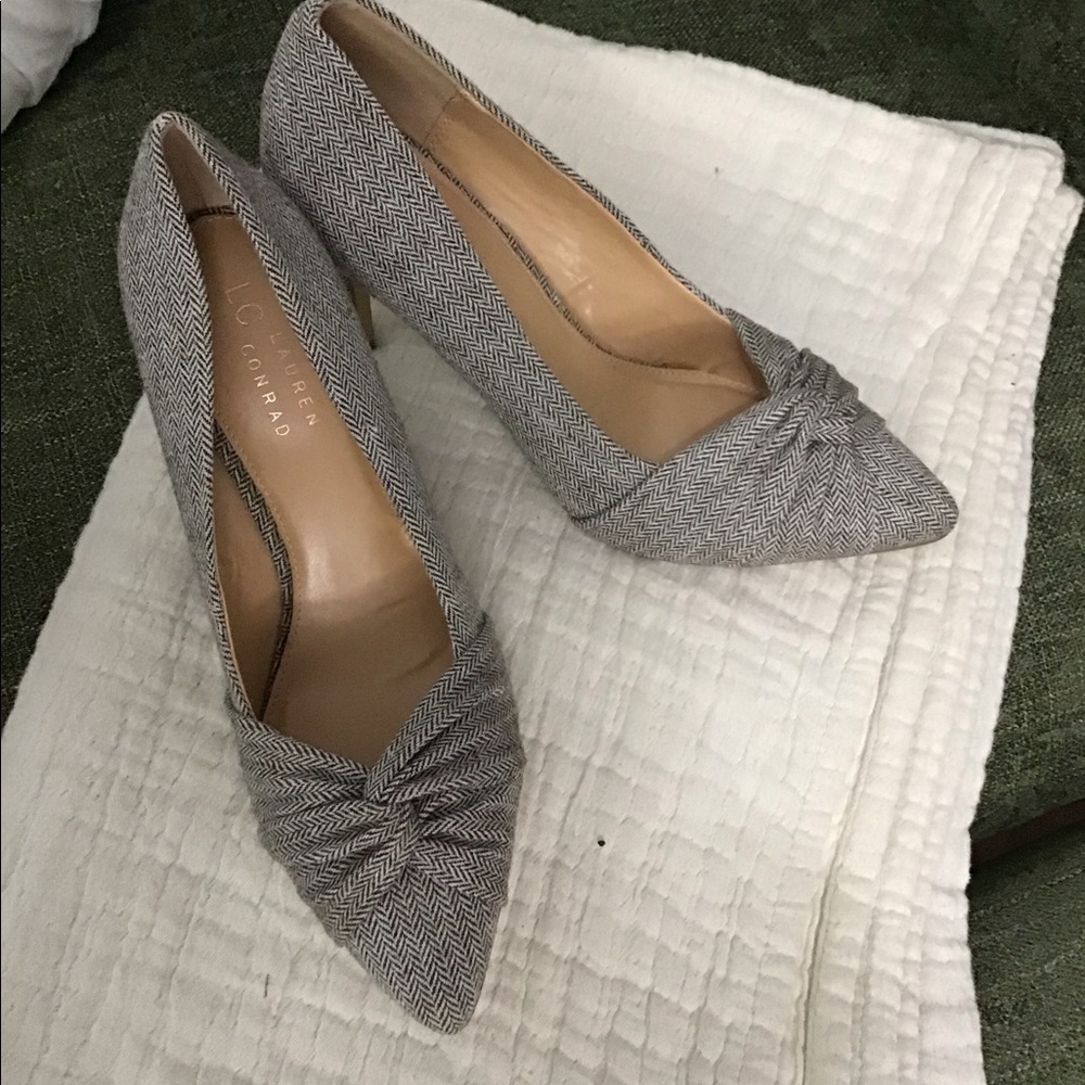 Lauren Conrad heels. I have never worn these.